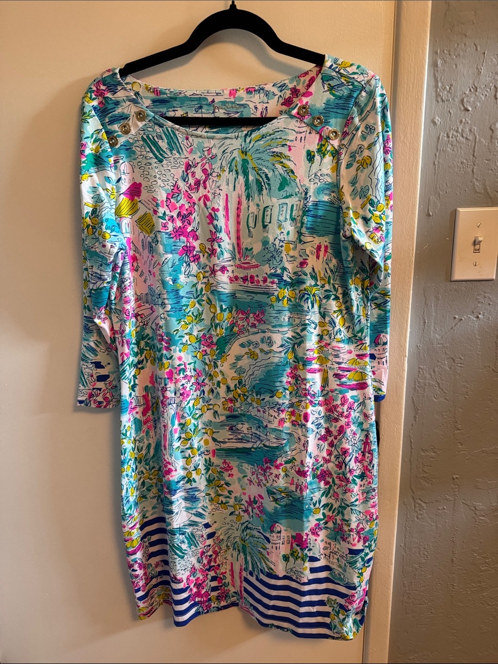 EUC Lilly Pulitzer Sophie Postcards from Positano.  Size L.